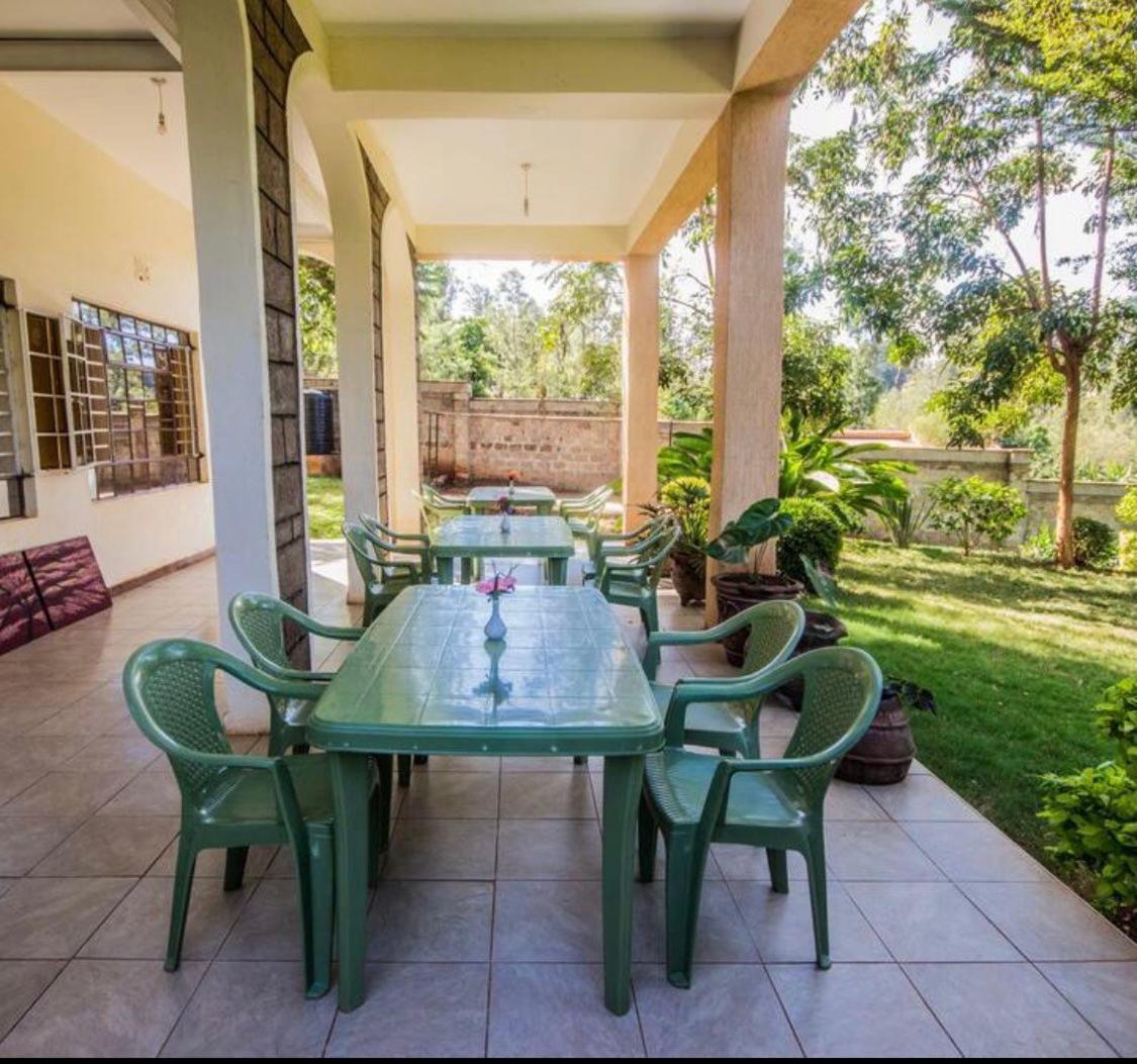 Mjini Riverfront Gardens Bed & Breakfast エクステリア 写真