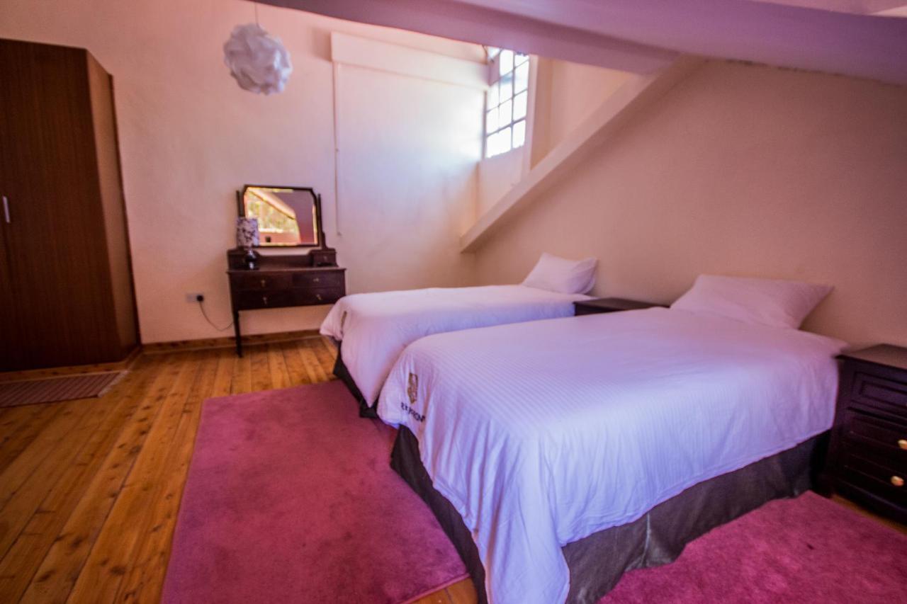 Mjini Riverfront Gardens Bed & Breakfast エクステリア 写真