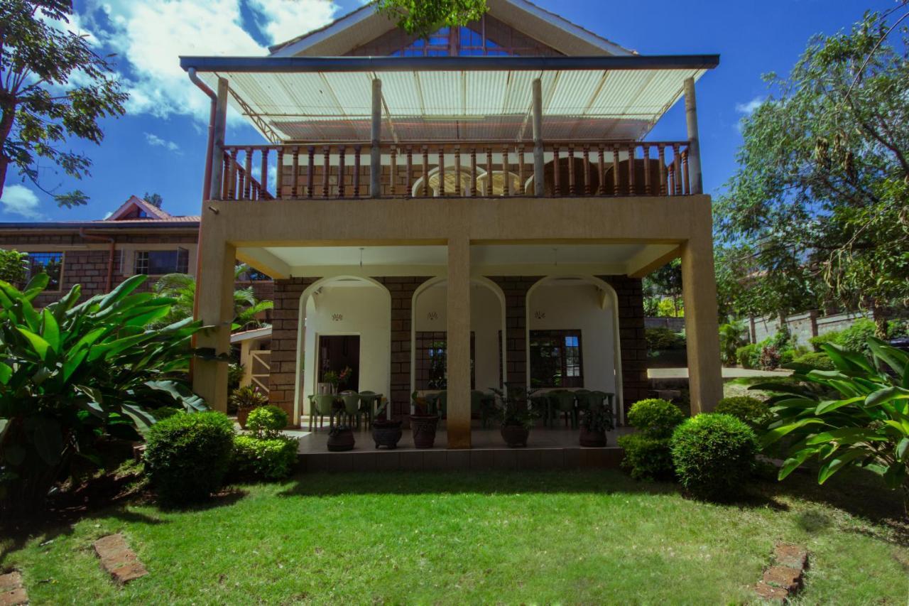 Mjini Riverfront Gardens Bed & Breakfast エクステリア 写真